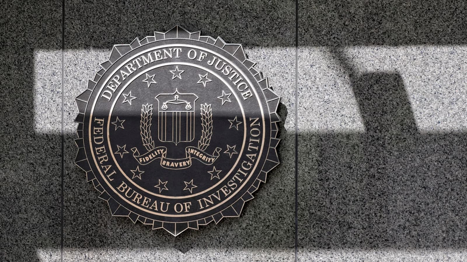 ShinyHunters Hackers Claim to Steal 2-3TB of Sensitive FBI Data